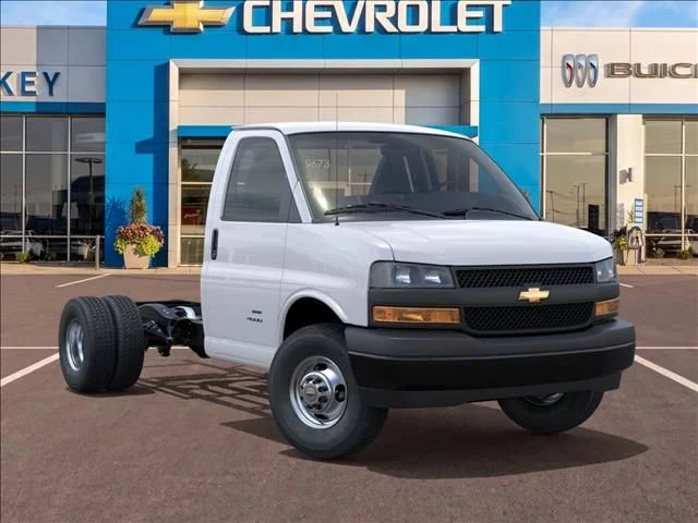 New 2025 White Chevrolet Work Van image 7