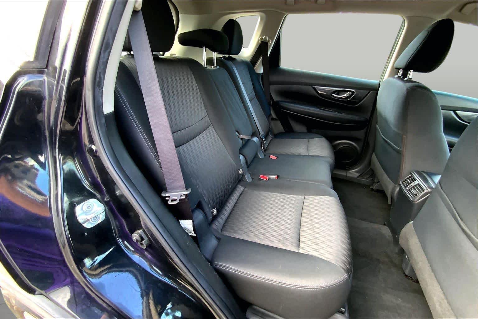 Used 2018 Magnetic Black Nissan S image 20