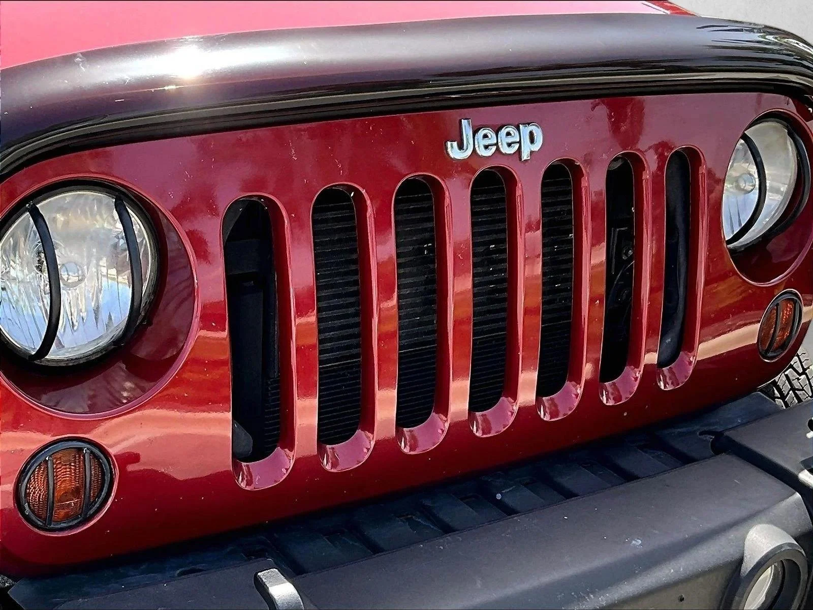 Used 2013 Deep Cherry Red Crystal Pearl Jeep Sport image 27