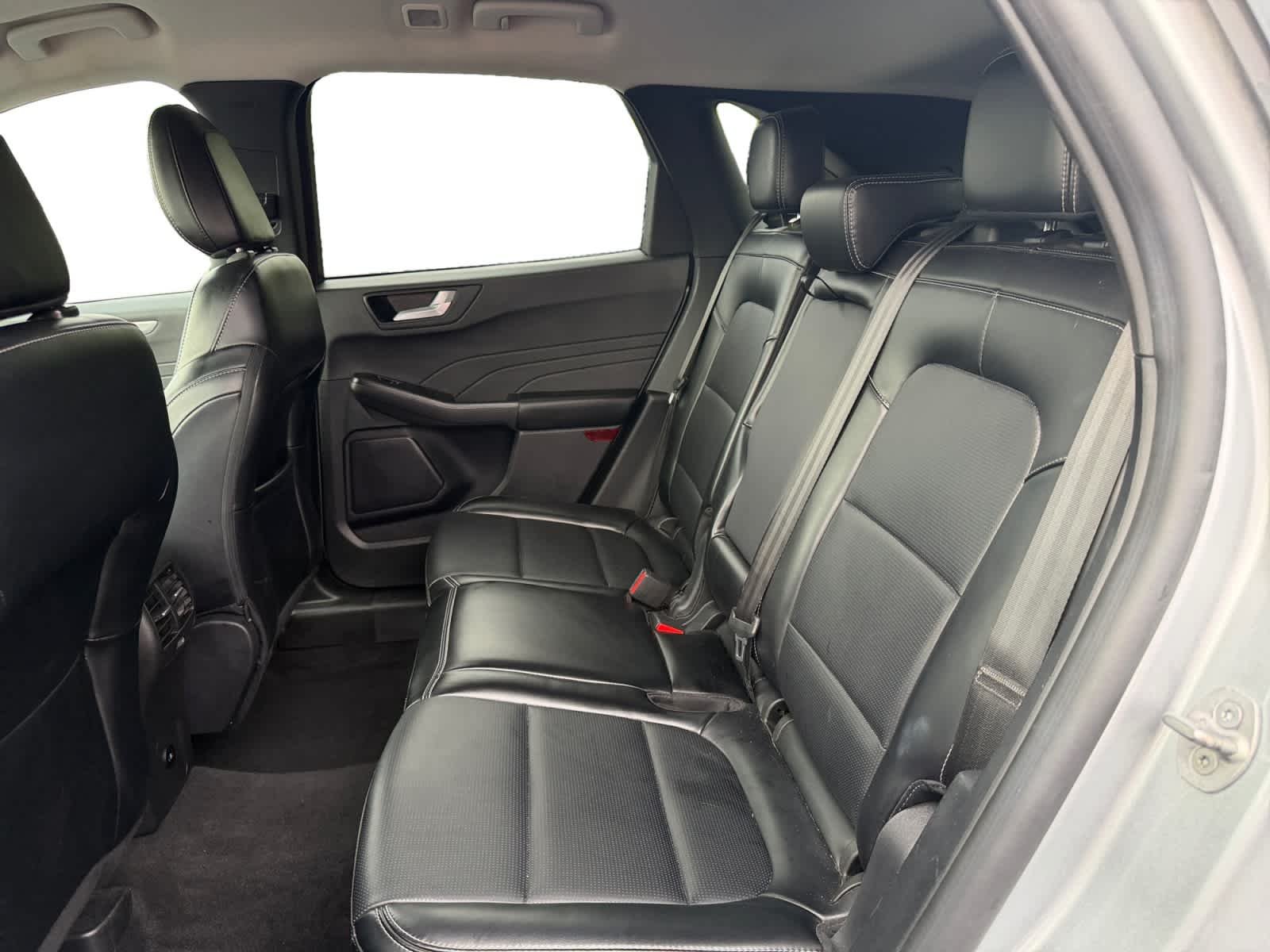 Used 2024 Iconic Silver Ford Platinum image 16