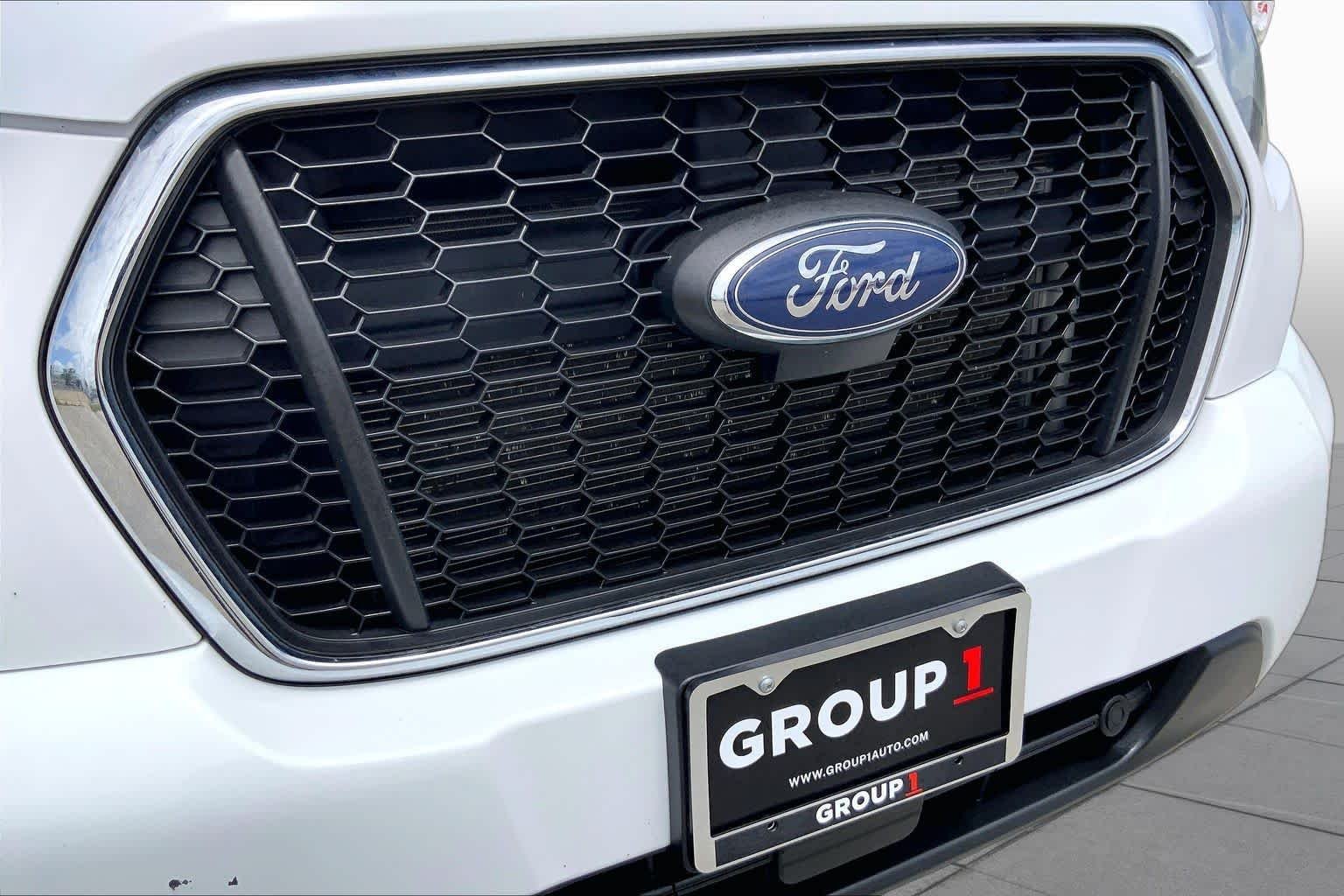 Used 2025 Oxford White Ford XLT image 28