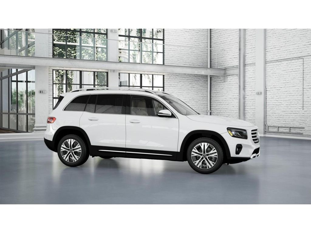Used 2026 Polar White Mercedes-Benz GLB 250 4MATIC® image 14