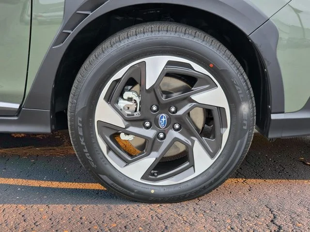 New 2026 ALPINE GREEN Subaru Limited image 8