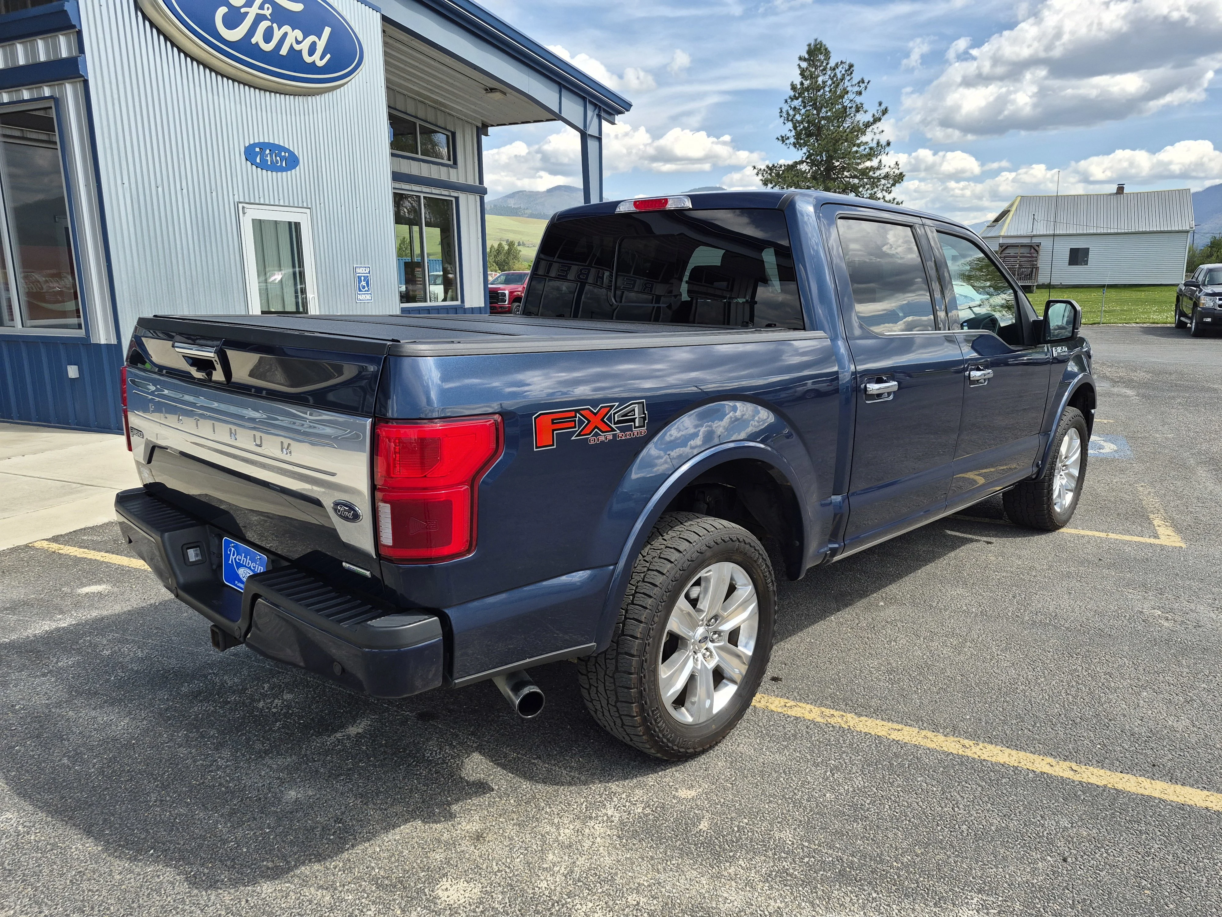 2020 Ford F-150 Platinum - Photo 17