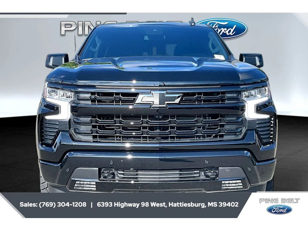 Used 2025 Black Chevrolet RST image 3