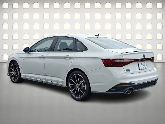 New 2026 White Volkswagen 2.0T Autobahn image 3