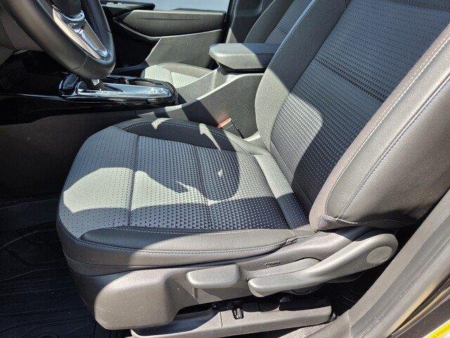 Used 2024 Mosaic Black Metallic Chevrolet LT image 10