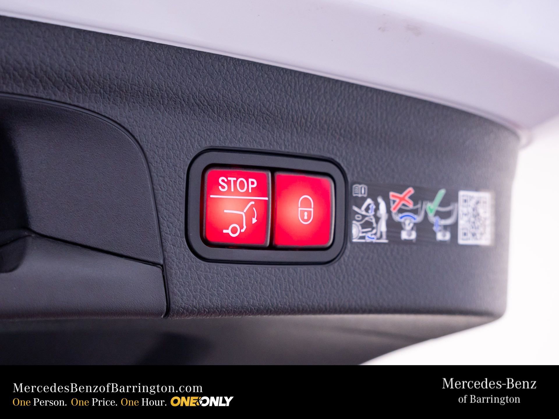 New 2026 MANUFAKTUR Moonlight White Metallic Mercedes-Benz GLE 53 AMG® image 90