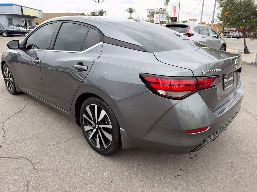 Used 2021 Gray Nissan SV image 4