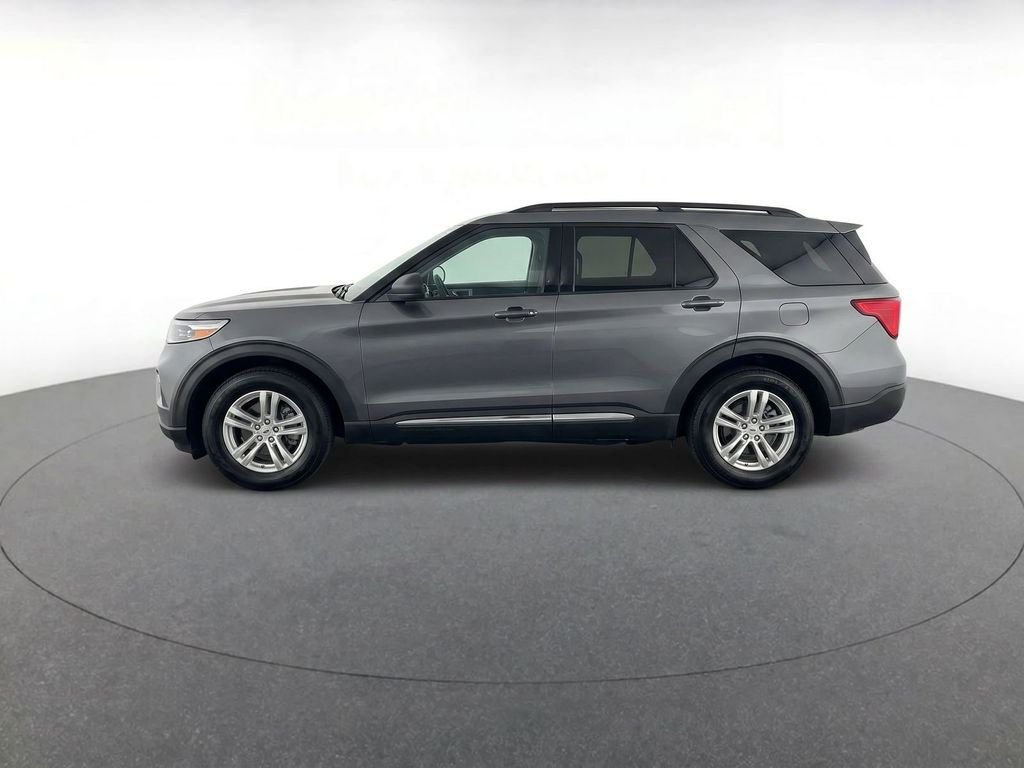 New 2026 Carbonized Gray Metallic Ford Active image 8