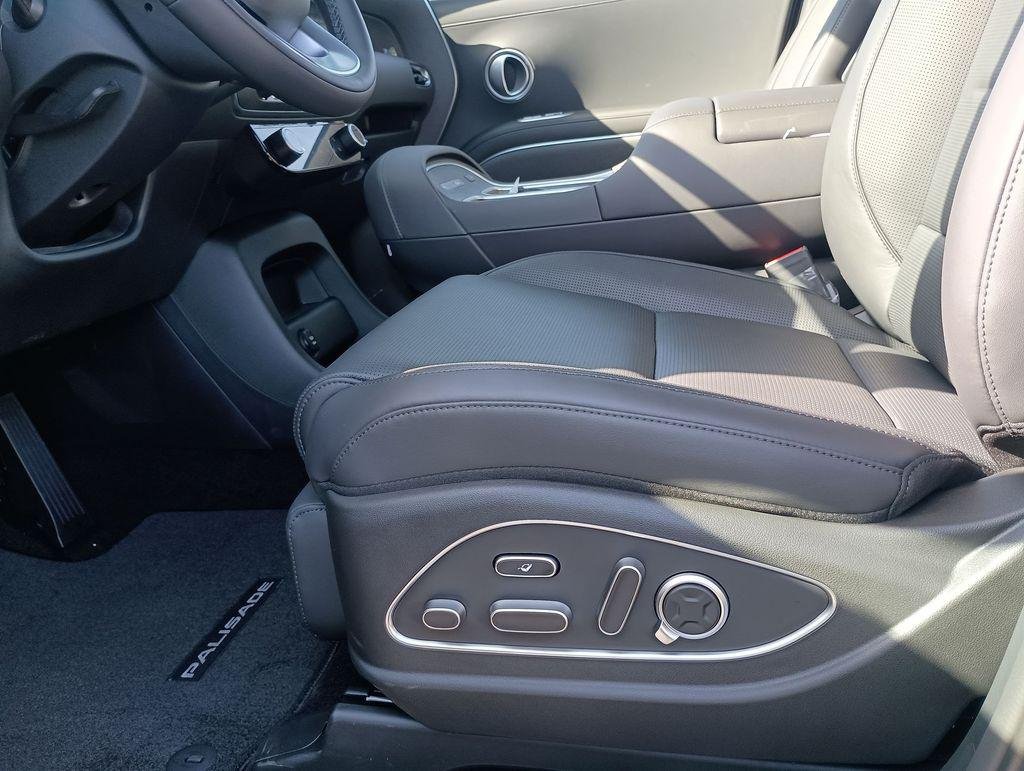 2026 Hyundai Palisade Calligraphy - Photo 18