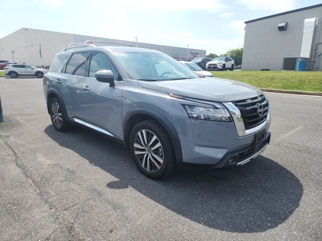 Used 2022 Gray Nissan Platinum image 1
