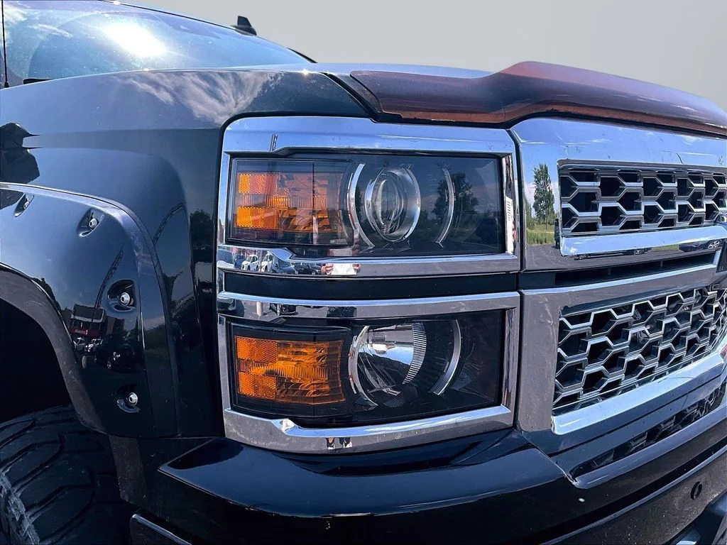 Used 2015 Black Chevrolet LTZ image 28