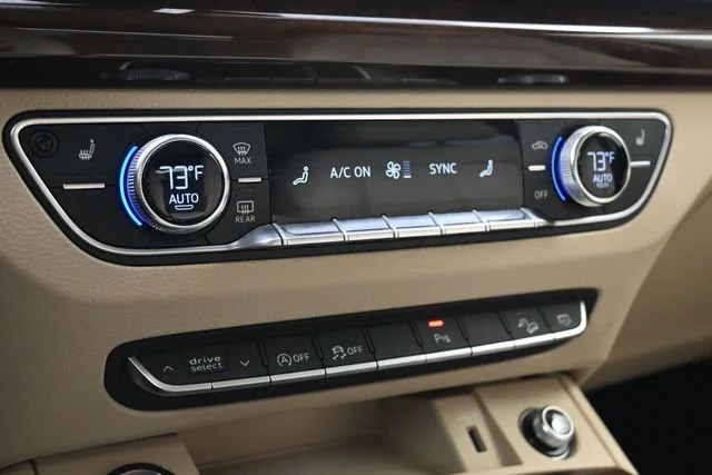 Used 2020 White Audi Premium Plus image 19