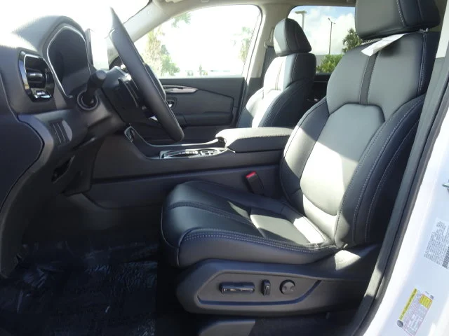 New 2026 Platinum White Pearl Honda RTL image 7