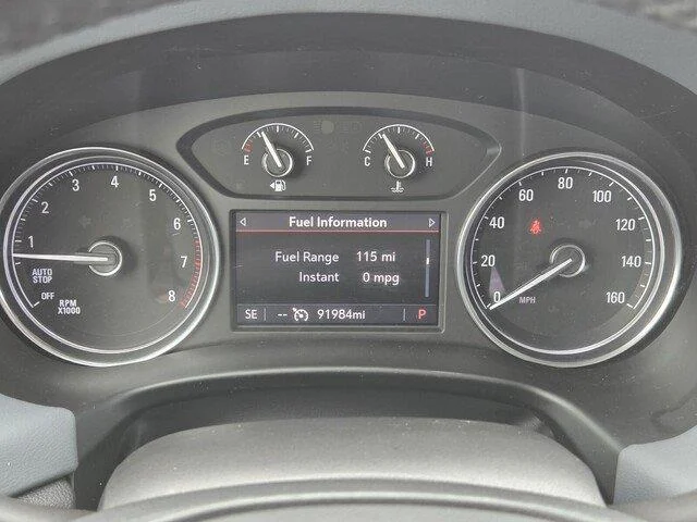 Used 2020 Summit White Buick Essence image 15