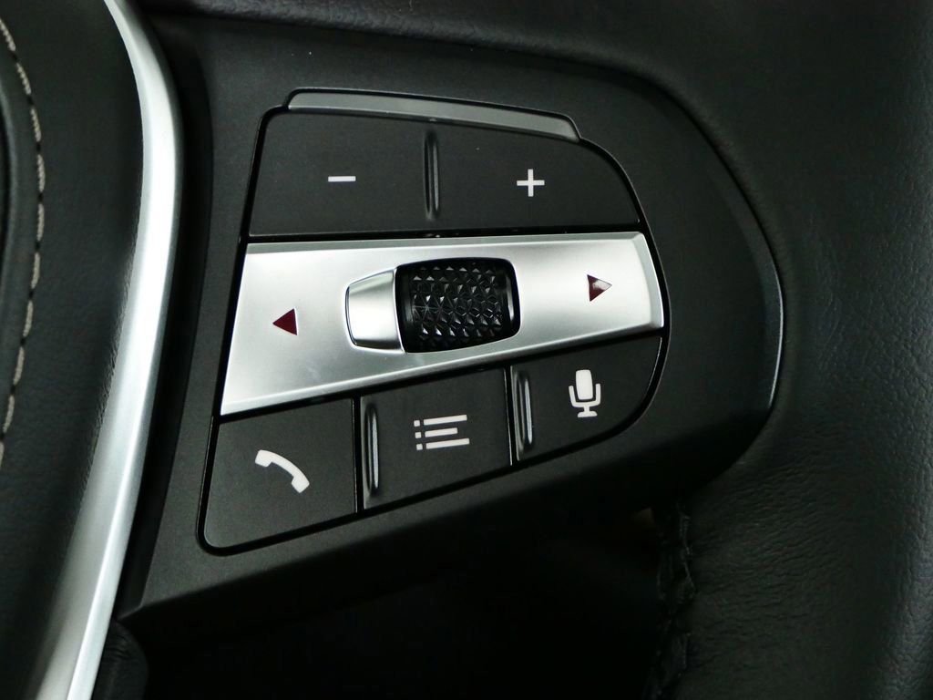 Certified Used 2026 Black Sapphire Metallic BMW xDrive40i image 44