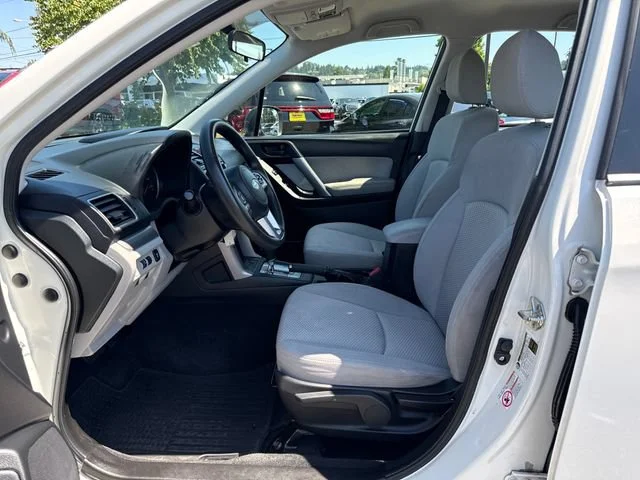Used 2018 Crystal White Pearl Subaru 2.5i image 15