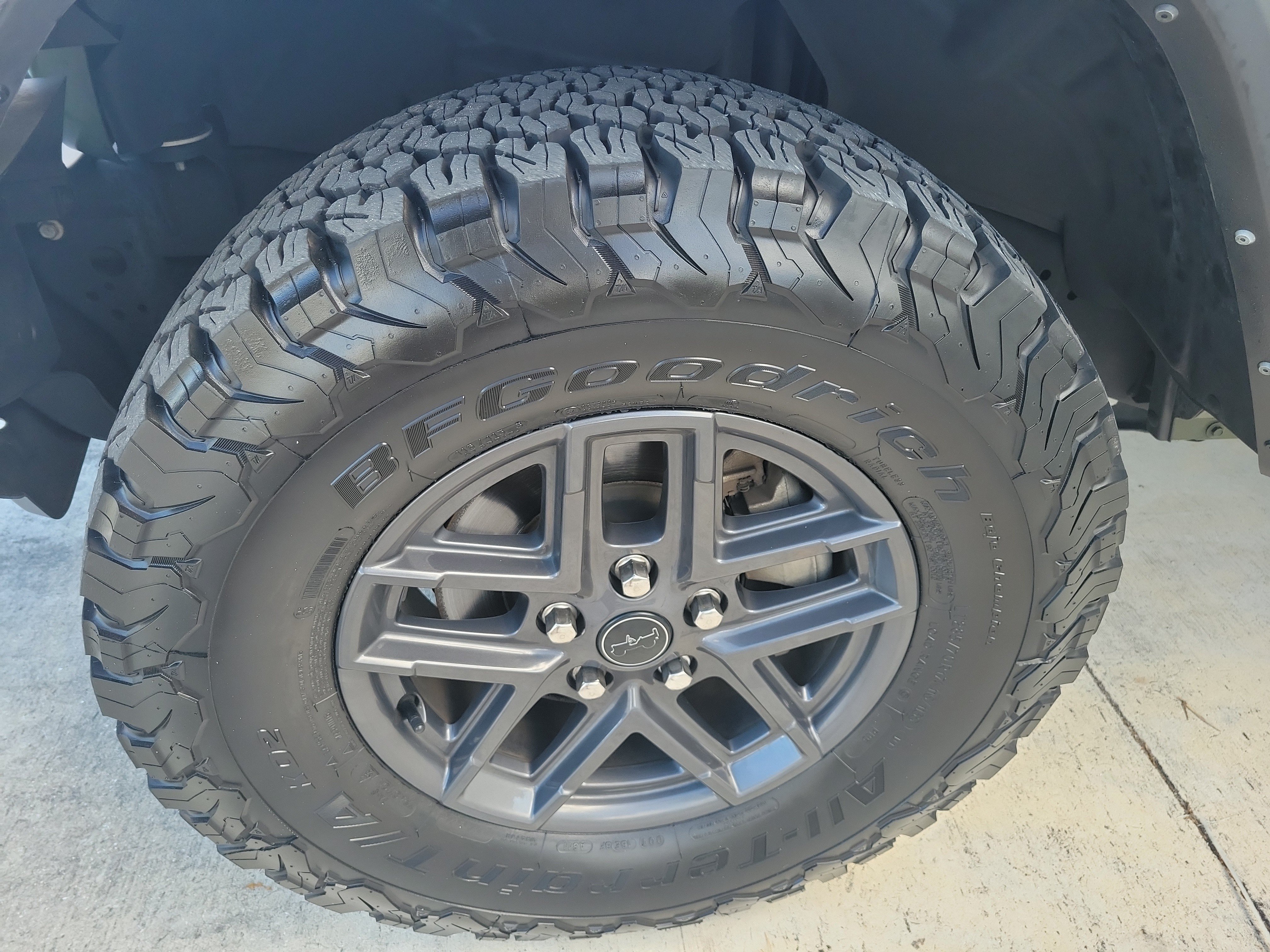 Used 2021 Sarge Green Clearcoat Jeep Sport S image 5