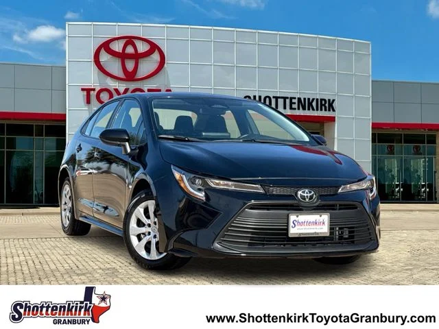 2024 Toyota Corolla LE CVT's photo
