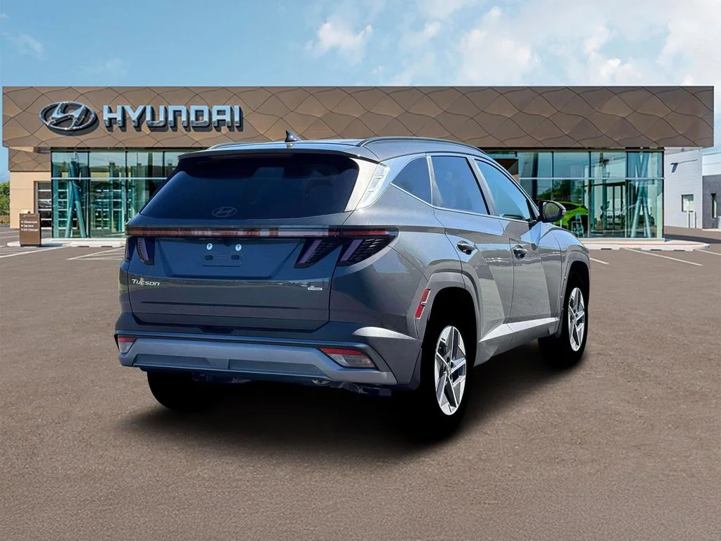 New 2026 Gray Hyundai SEL Premium image 7