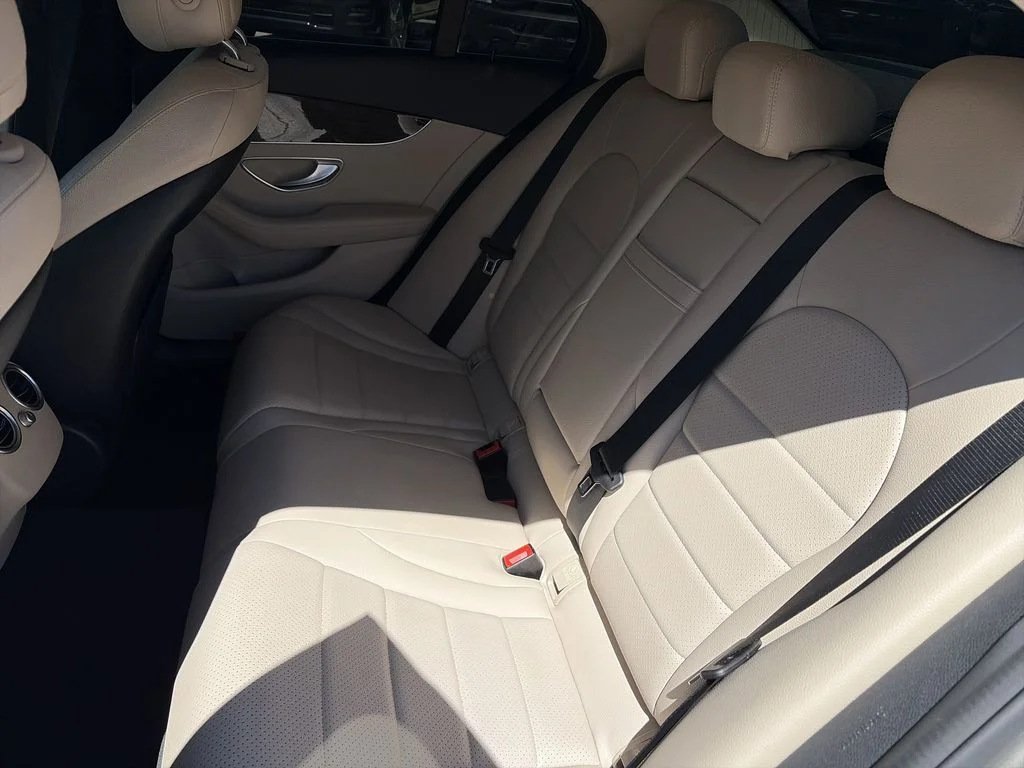 Used 2021  Mercedes-Benz C 300 image 30