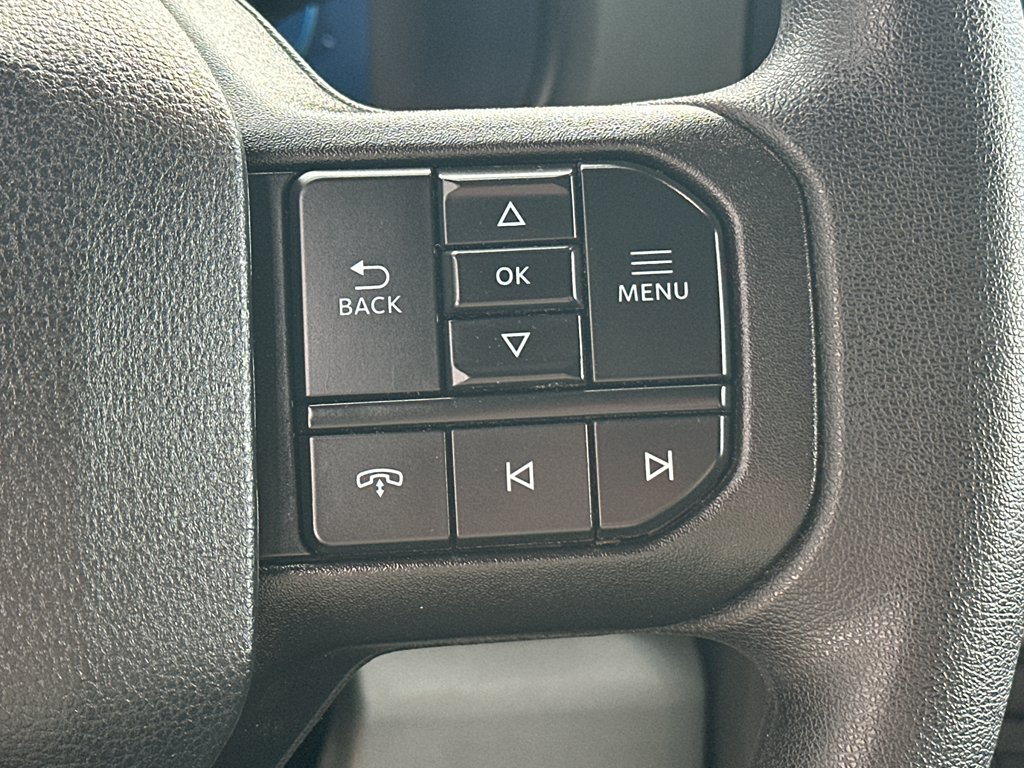 Used 2025 Oxford White Ford XLT image 16