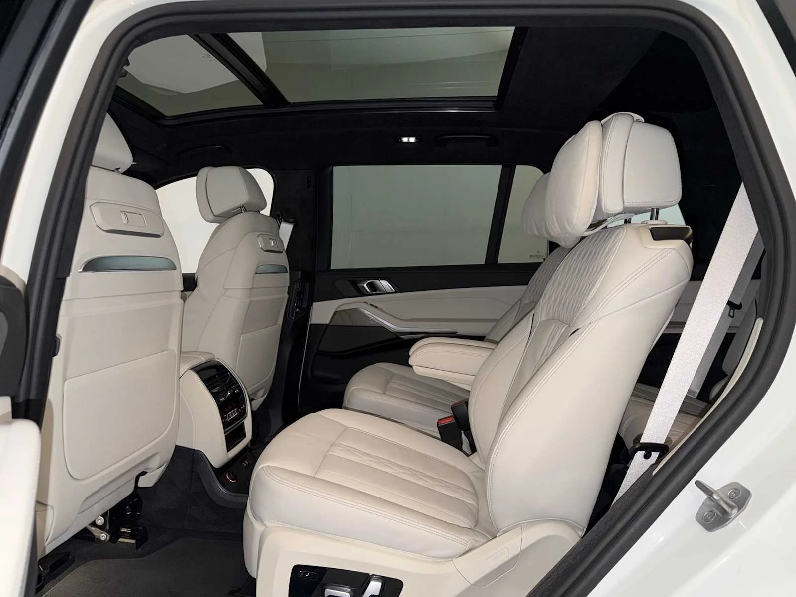 2026 BMW X7 40i - Photo 21