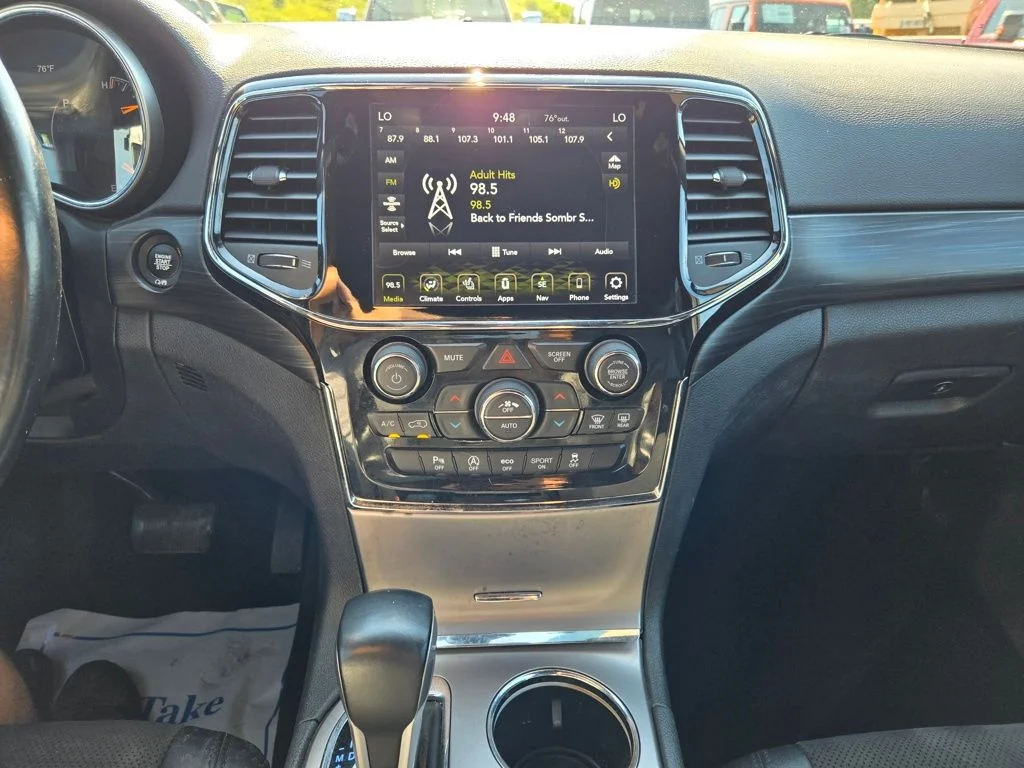 Certified Used 2020 Black Jeep Altitude image 22