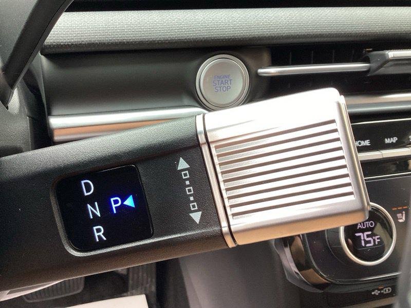 New 2026 White Hyundai SEL Convenience image 33
