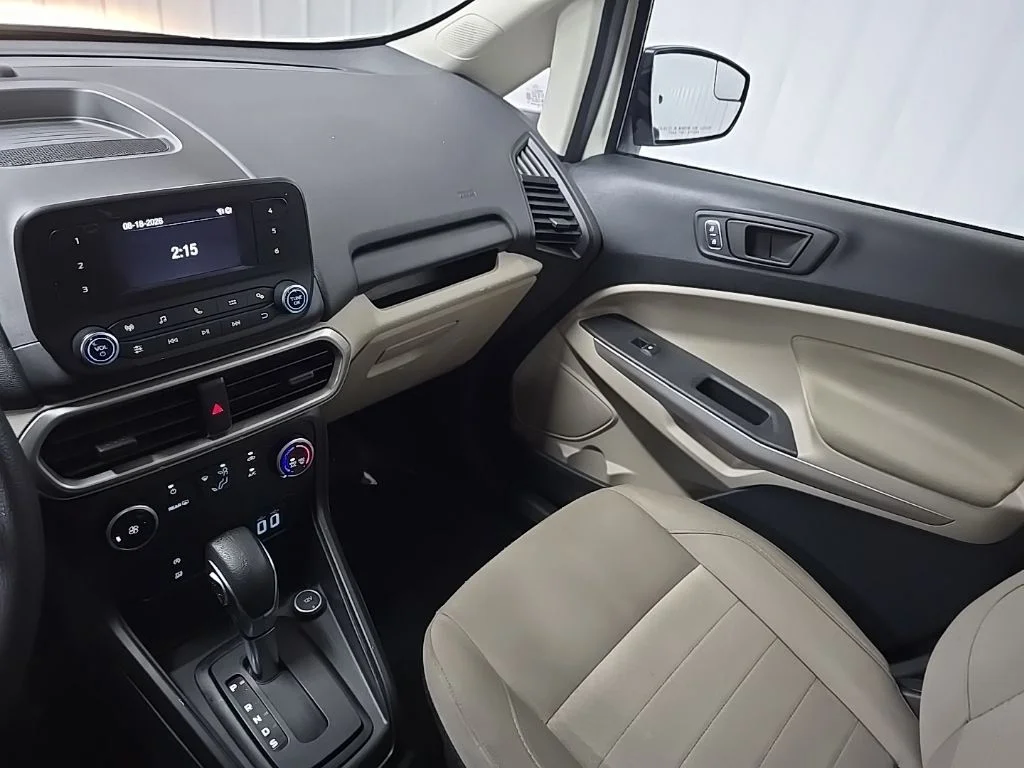 Used 2022 White Ford S image 29