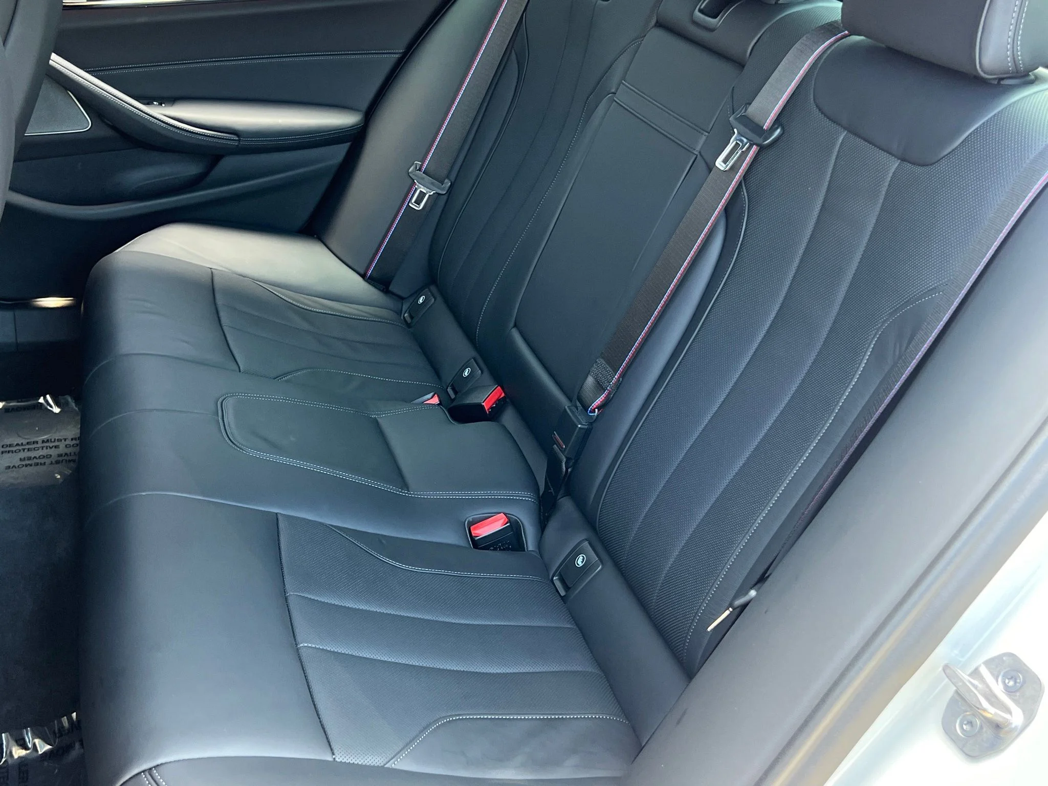 Used 2022 White BMW Competition image 37