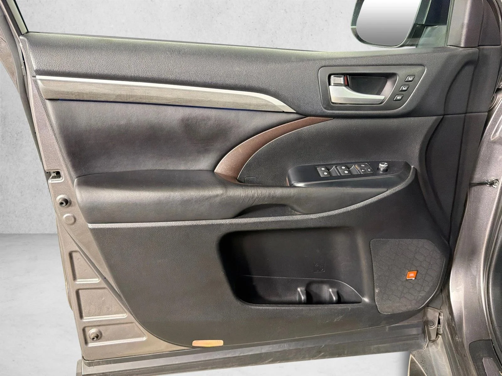 Used 2017 Gray Toyota Hybrid Limited image 12