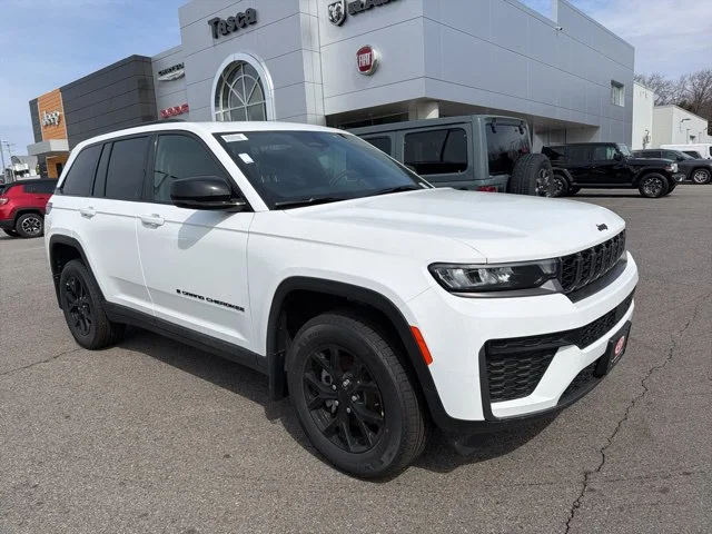 New 2026 White Jeep Altitude image 1