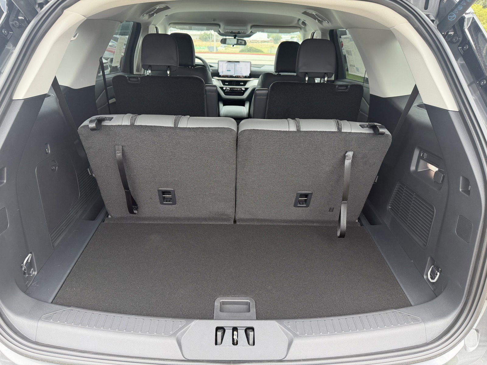 New 2026 Carbonized Gray Metallic Ford Active image 14