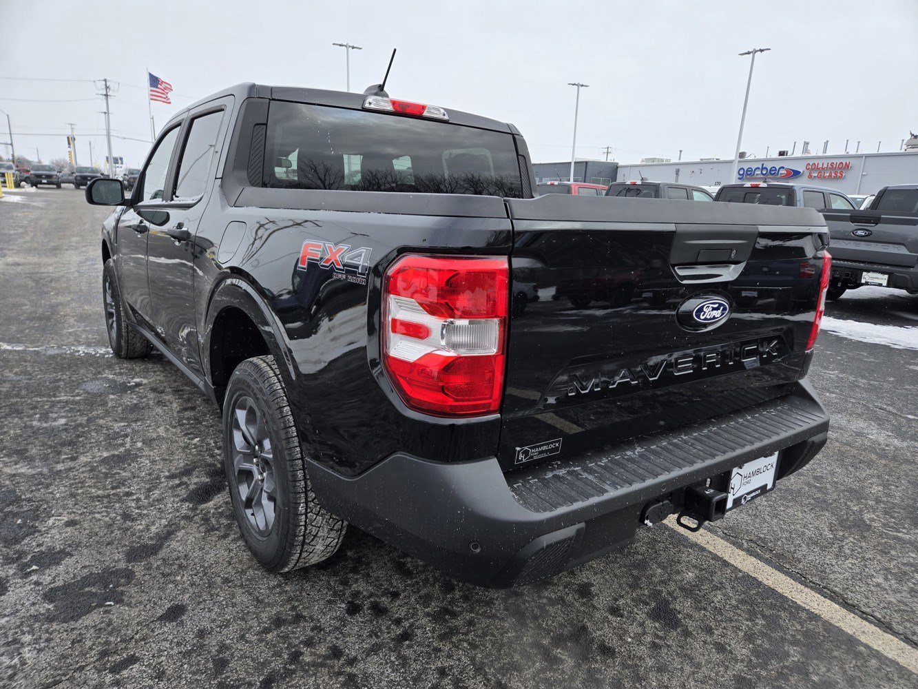 New 2026 Shadow Black Ford XLT image 5