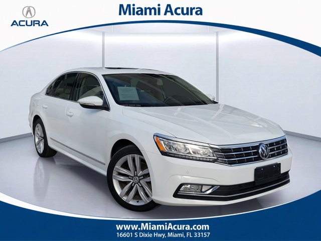 2017 Volkswagen Passat 1.8T SE w/Technology