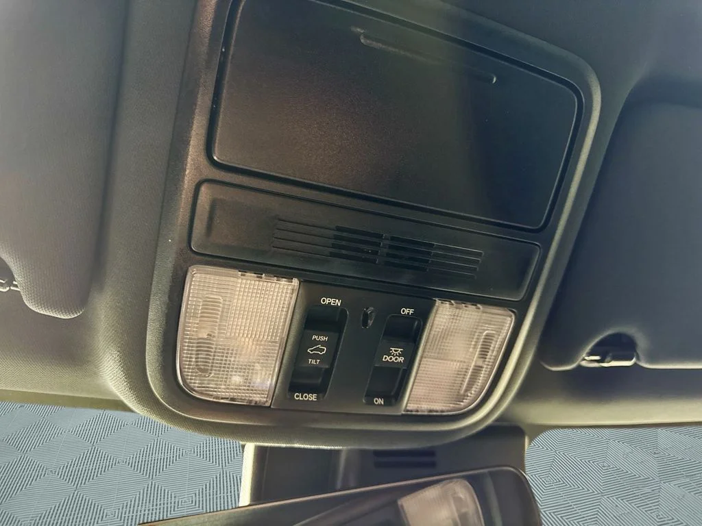 Used 2020 Gray Honda EX-L image 42
