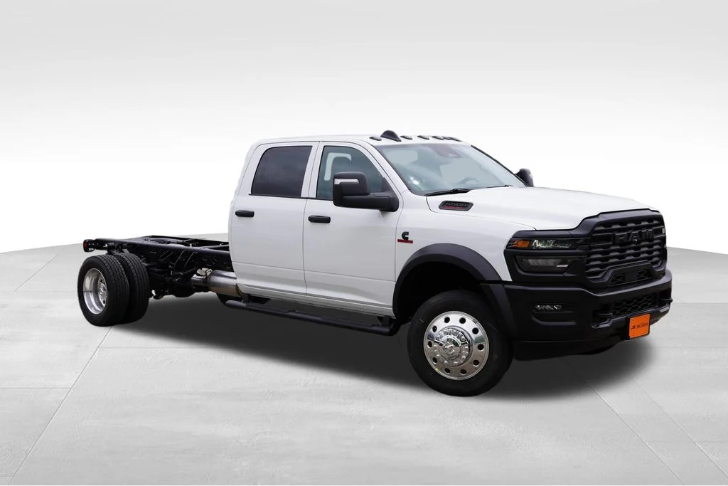 2026 RAM 5500 Big Horn 4X4 Crew Cab DRW 197" WB's photo