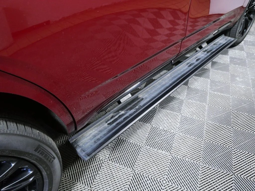 Used 2021 Red Cadillac Sport Platinum image 9