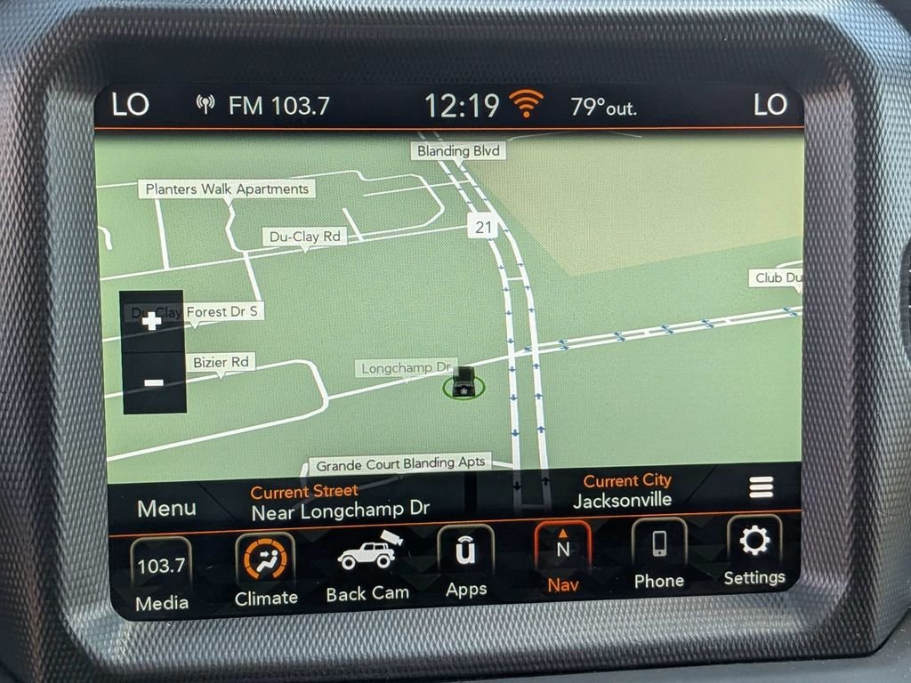 Used 2021 White Jeep Unlimited Sahara image 27