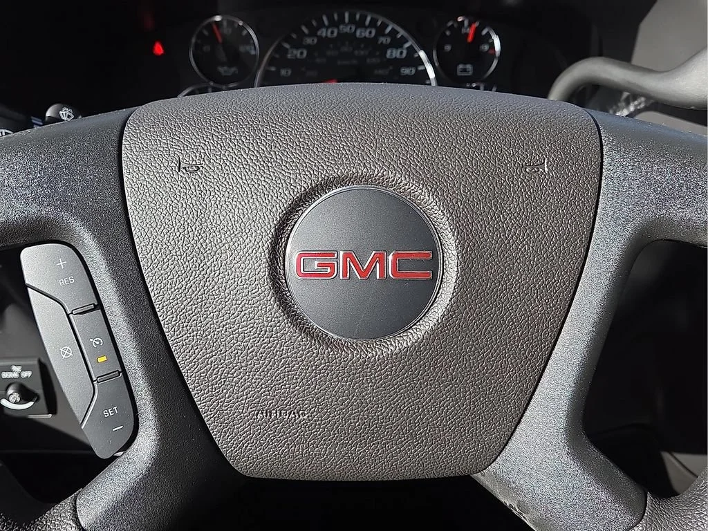 2026 GMC Savana Cargo Work Van - Photo 20