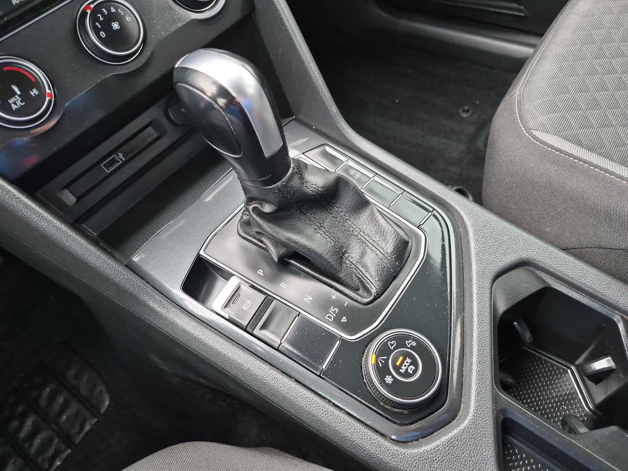 Used 2019 Blue Metallic Volkswagen S image 23