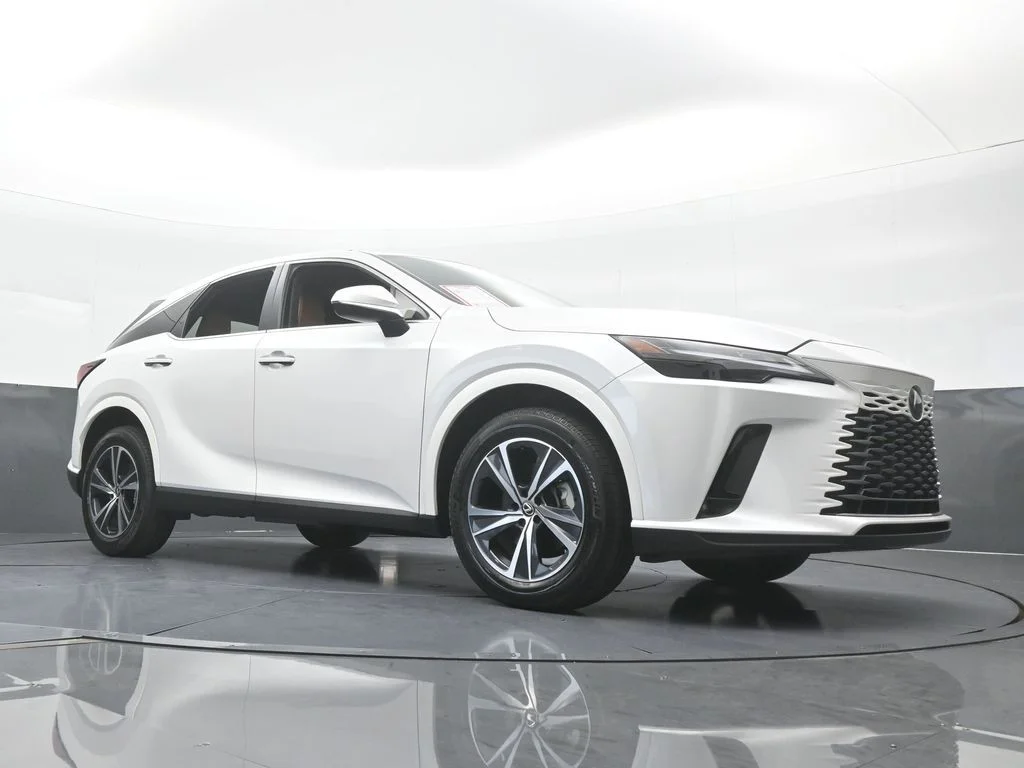 Used 2025 White Pearl Lexus 350 image 62