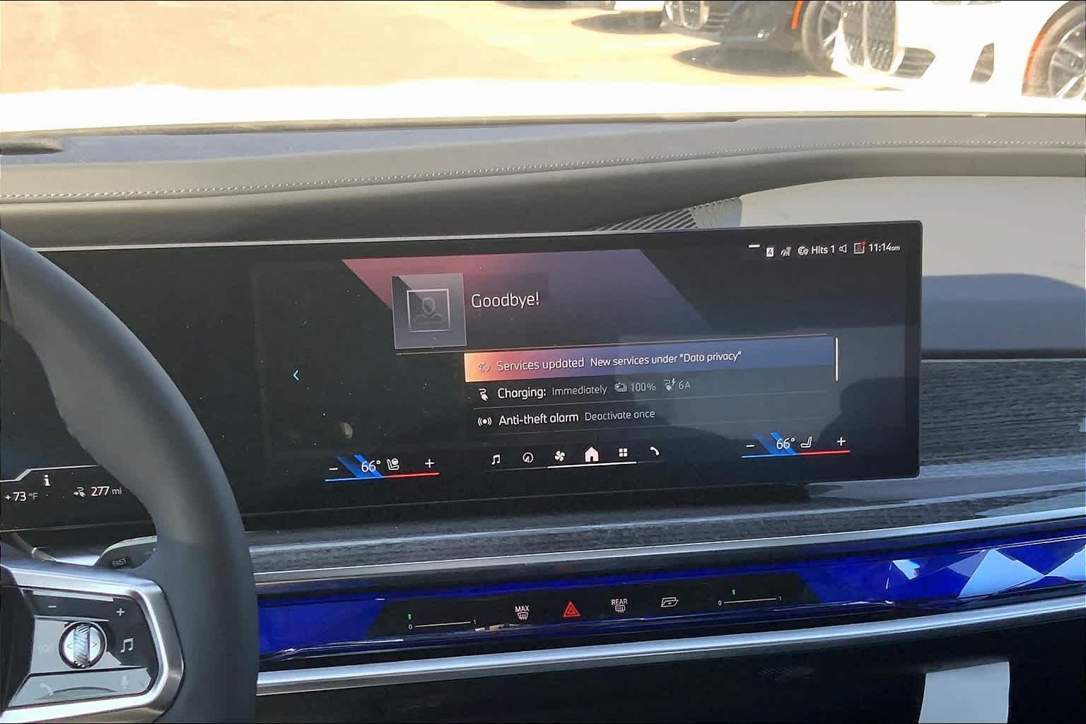 2025 BMW i7 50 - Photo 6