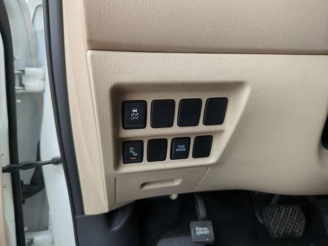 Used 2019 White Nissan SV image 25