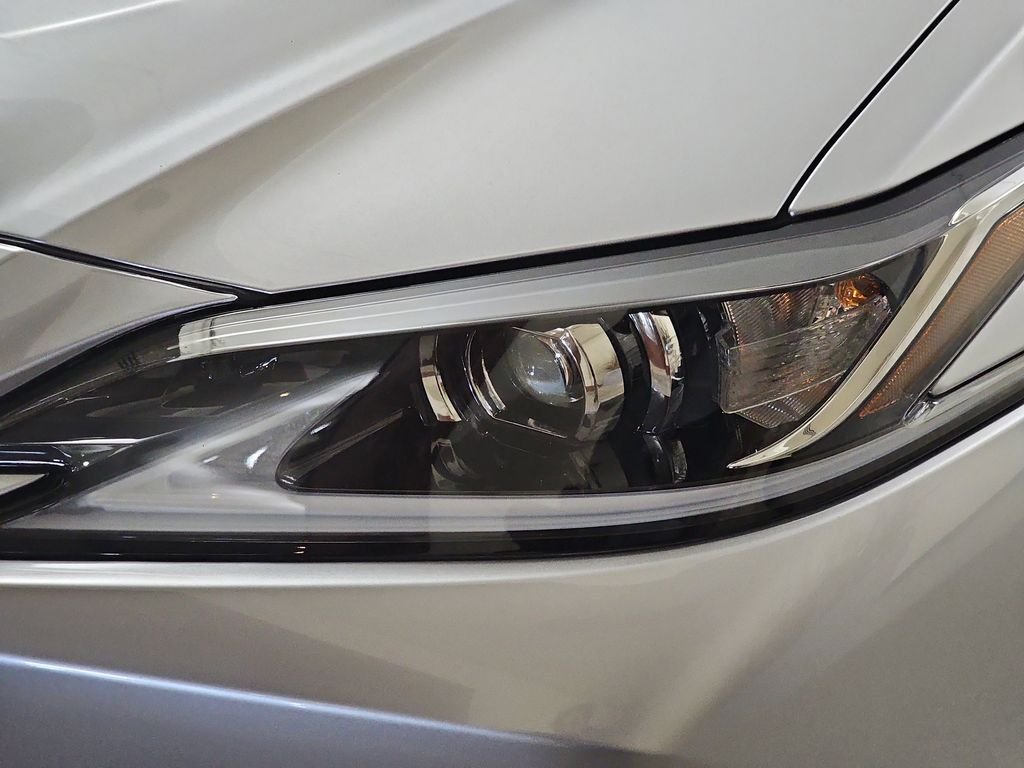 Certified Used 2025 Silver Lexus 300h image 33