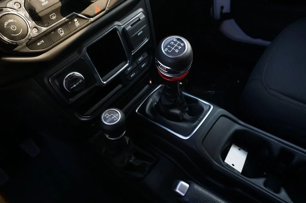 2023 Jeep Wrangler 2-Door Willys Sport - Photo 16