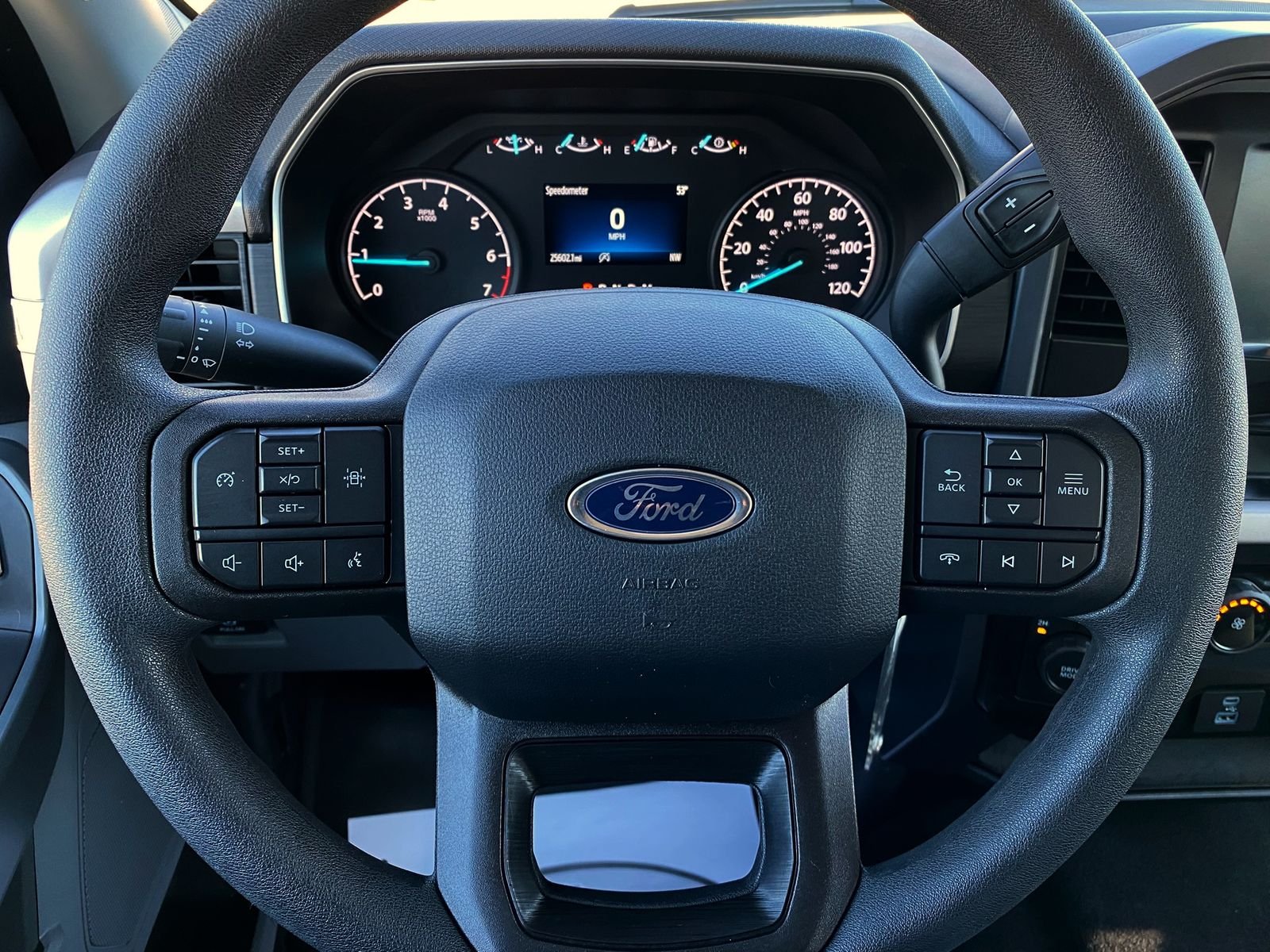 Used 2023 Oxford White Ford XLT image 23