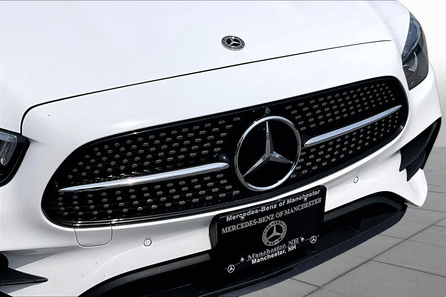 Used 2021 Polar White Mercedes-Benz E 450 image 31